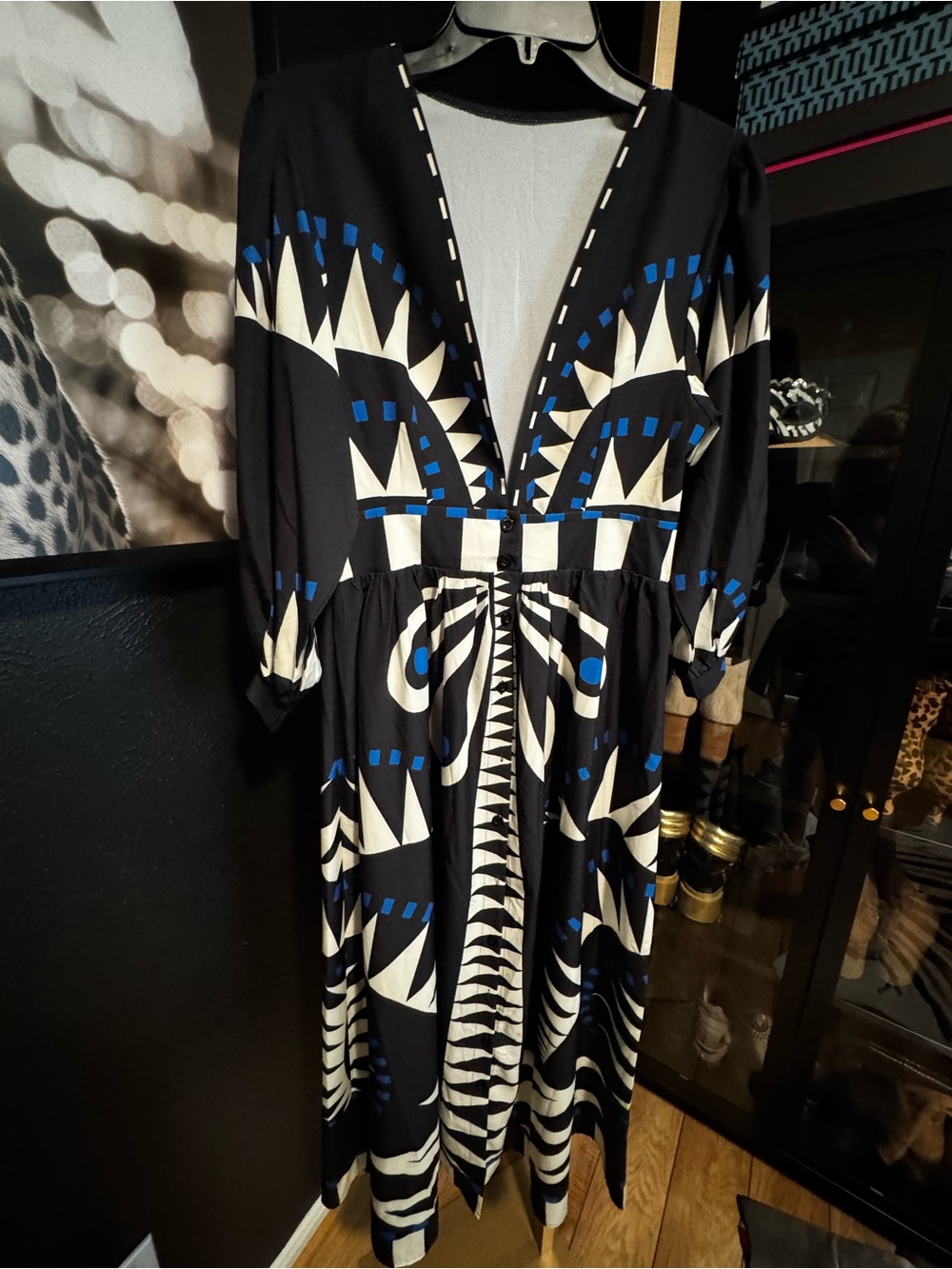 Sexy low cut Maxi with beautiful pattern